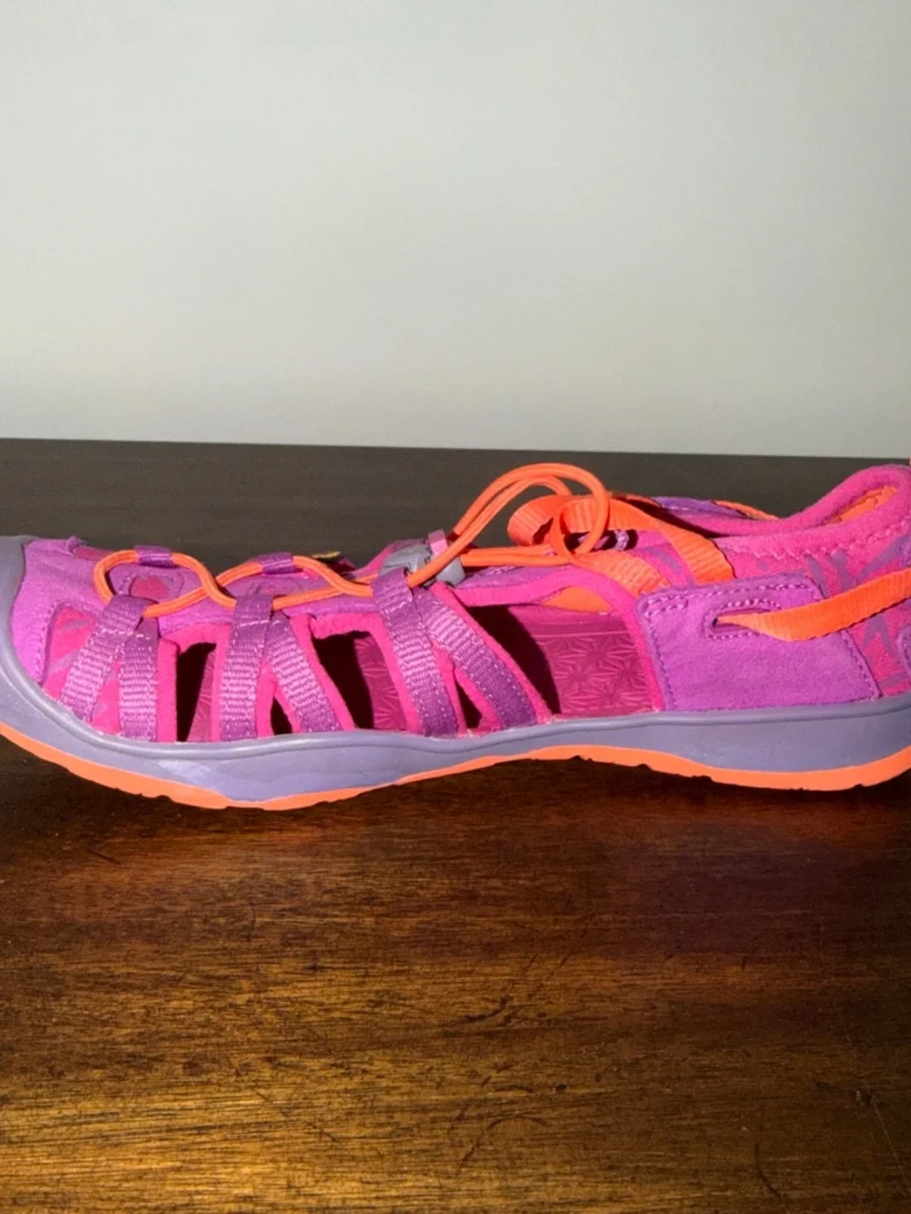 Keen Moxie Pink Orange Sneaker Sandal Youth Big Kids Size 5 Hiking